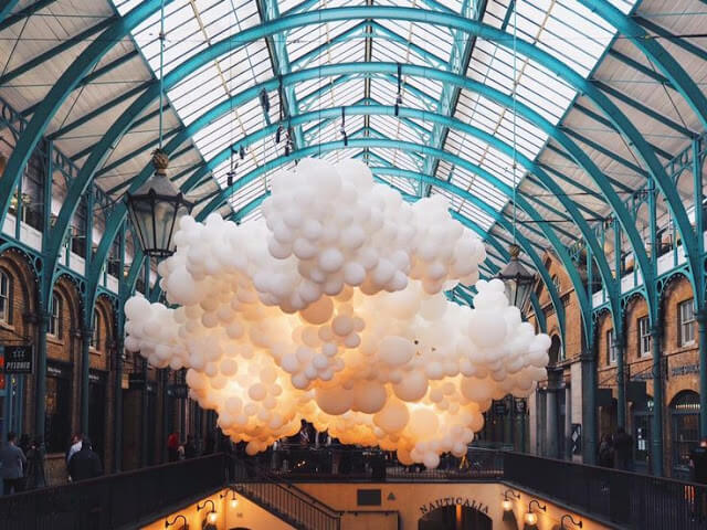 CHARLES-PETILLON-COVENT-GARDEN-BALLOONS-TALESTRIP